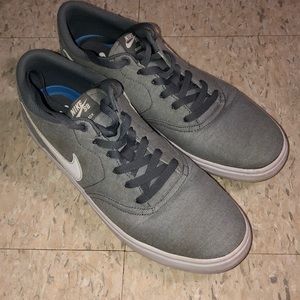 Nike Sneakers WITH BOX AND RECIEPT.